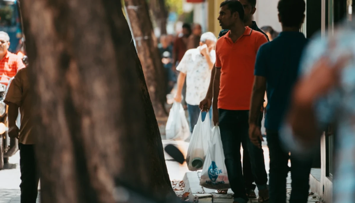 MVR 1.7m collected as plastic bag tax in first month Atoll Times