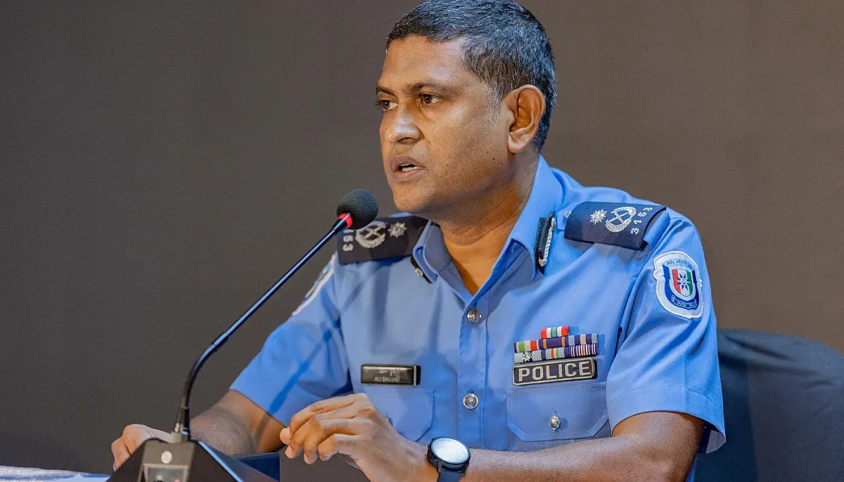 New police chief in first decision replaces management board | Atoll Times