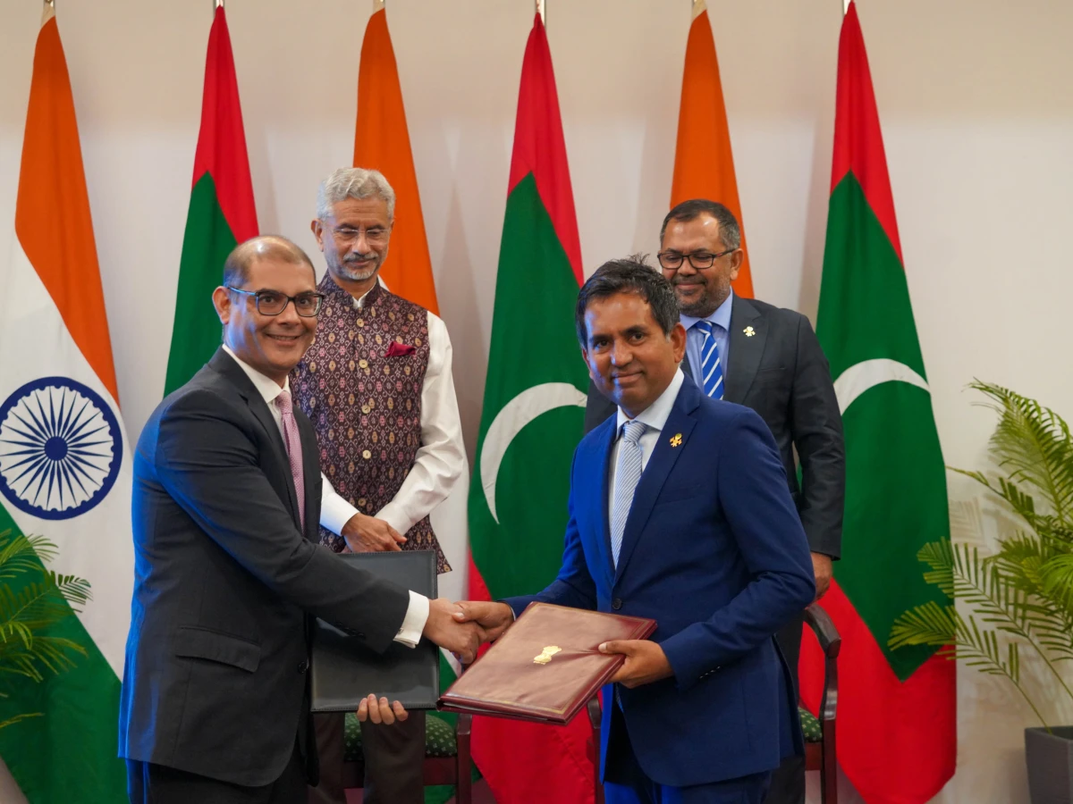 B Saeed R Maldives signs pact with India to develop digital payment system ...