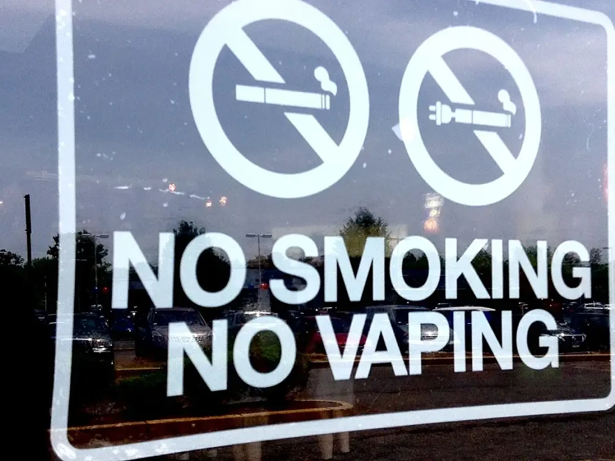Penalties on vape use comes into effect | Atoll Times Penalties on vape use comes into effect | Atoll Times