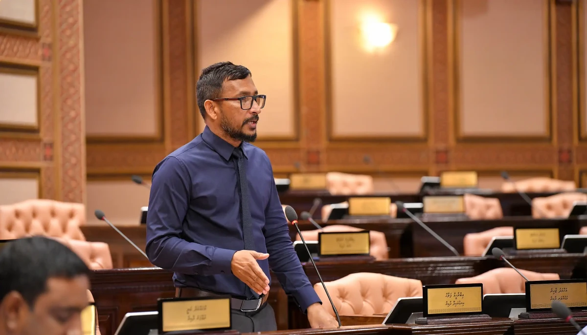 Govt won't provide taxi services, MP Falah says | Atoll Times