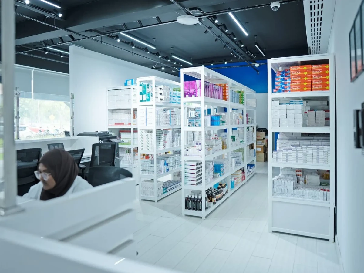 Atolls pharmacy
