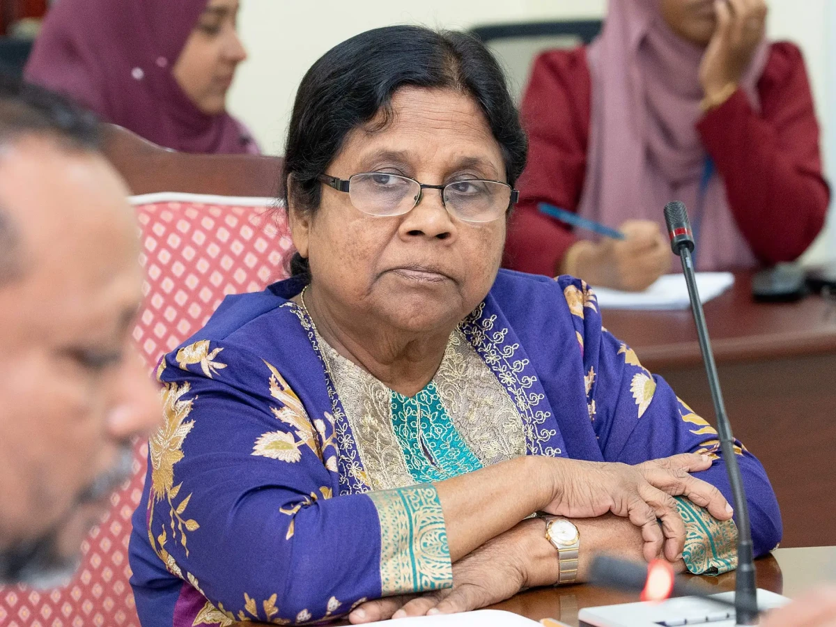 Asma Rasheed Pur Asma apologises over message seeking questions for pres meeting | Atoll ...