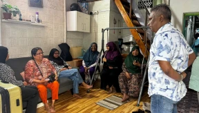 House floor sinks in Malé during nearby construction work