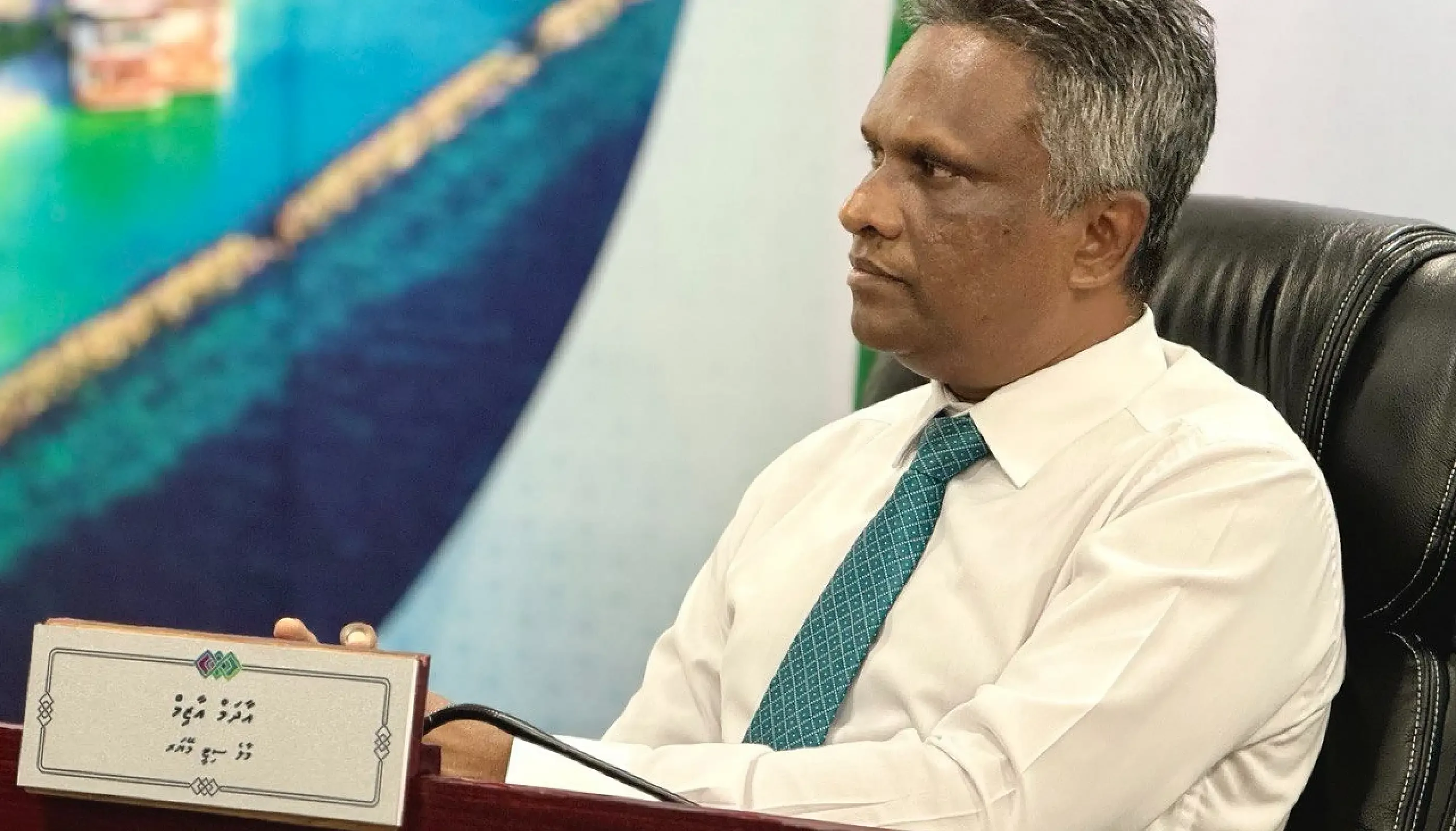 Azim says employees’ incomes have fallen under new structure | Atoll Times