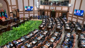 Govt projects annual $400 return per citizen from SOE resorts