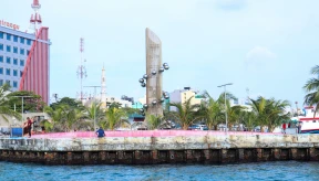 Tsunami monument square to be cleared for renovation