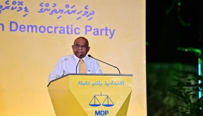 Shahid warns of pres term extension after council referendum