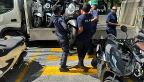 Police to tow illegally parked, unregistered vehicles from Monday