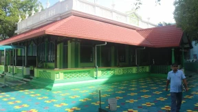 Petition submitted to protect Bandara Mosque as historical site