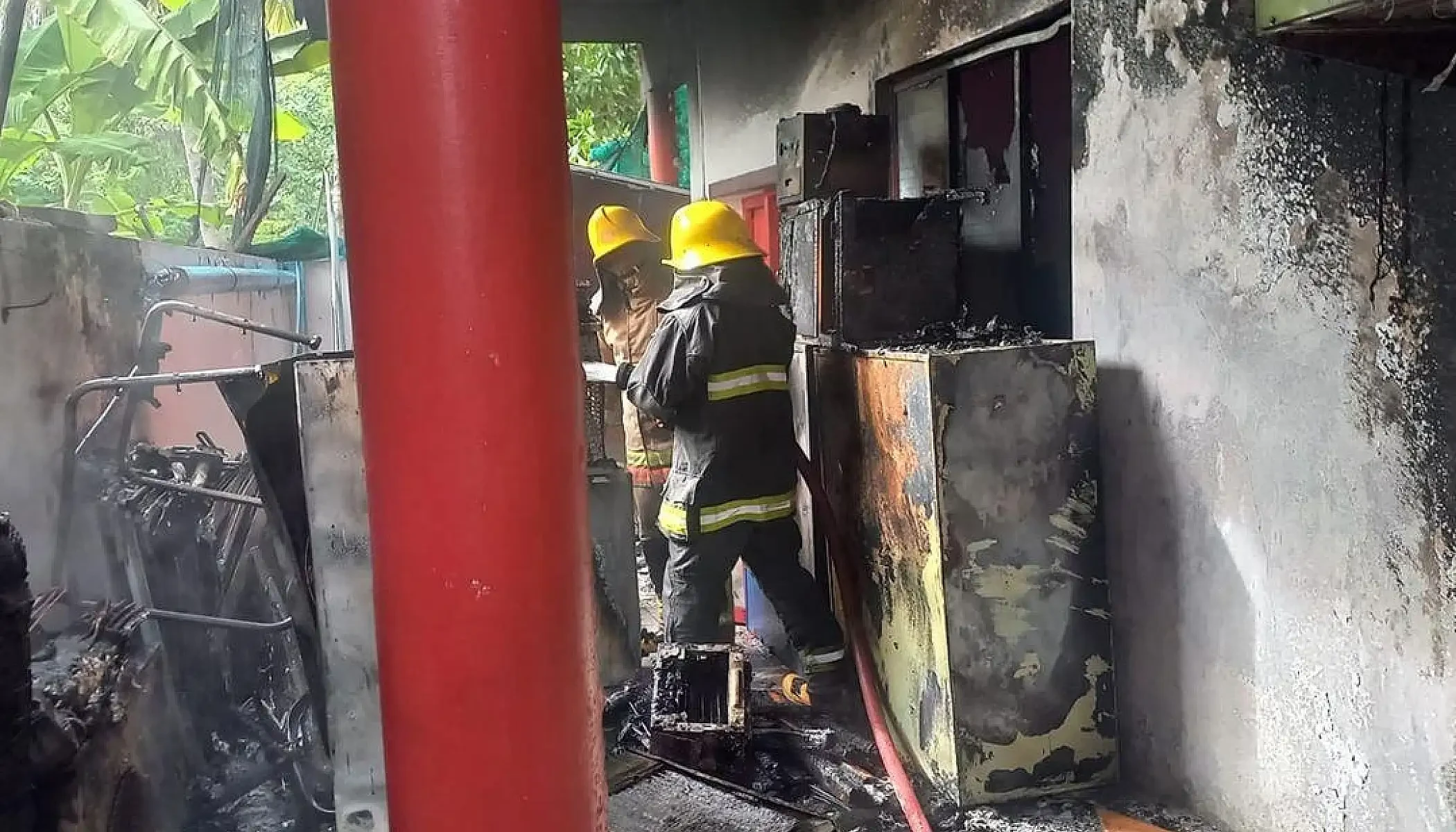 Fire at Feydhoo school prompts emergency response