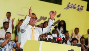 Nasheed apologises to MDP members for leaving party in 2023