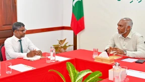 Thinadhoo council president suspended over defection to MDP