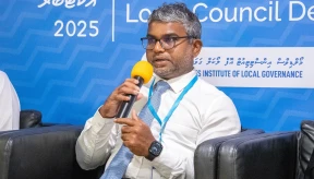 Thinadhoo council president loses seat after joining MDP
