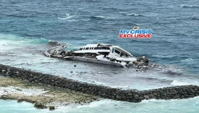 Liveaboard runs aground on Maafushi reef after dragging anchor