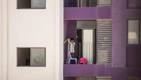 Council to ask HDC to install railings at Hulhumale towers