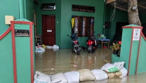 Over 70 homes flooded in Feydhoo as heavy rain continues